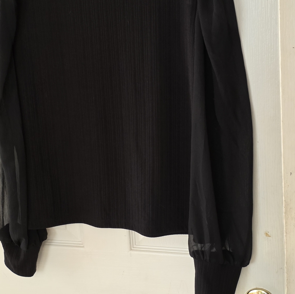 Nine West Elegant Black Blouse - Picture 7 of 9